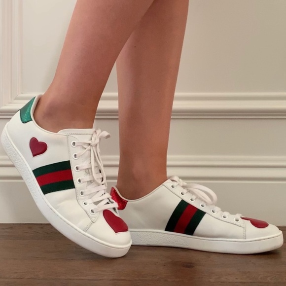 gucci hearts sneakers